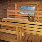 Oravanpesän sauna puukiukaalla