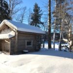 Kärkimökin pihassa sijaitseva savusauna on vuokrattavissa erikseen