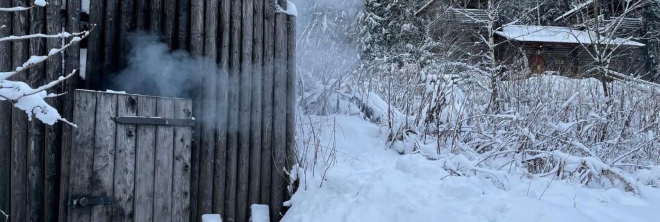 Härkälinnan maanalainen savusauna on erikseen vuokrattavissa