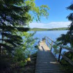 Järvinäkymä Mustikan laiturilla.