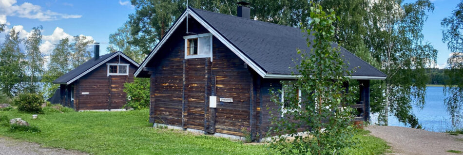 Marja sarjan mökkejä sijaitsee neljä kappaletta samalla aluella,